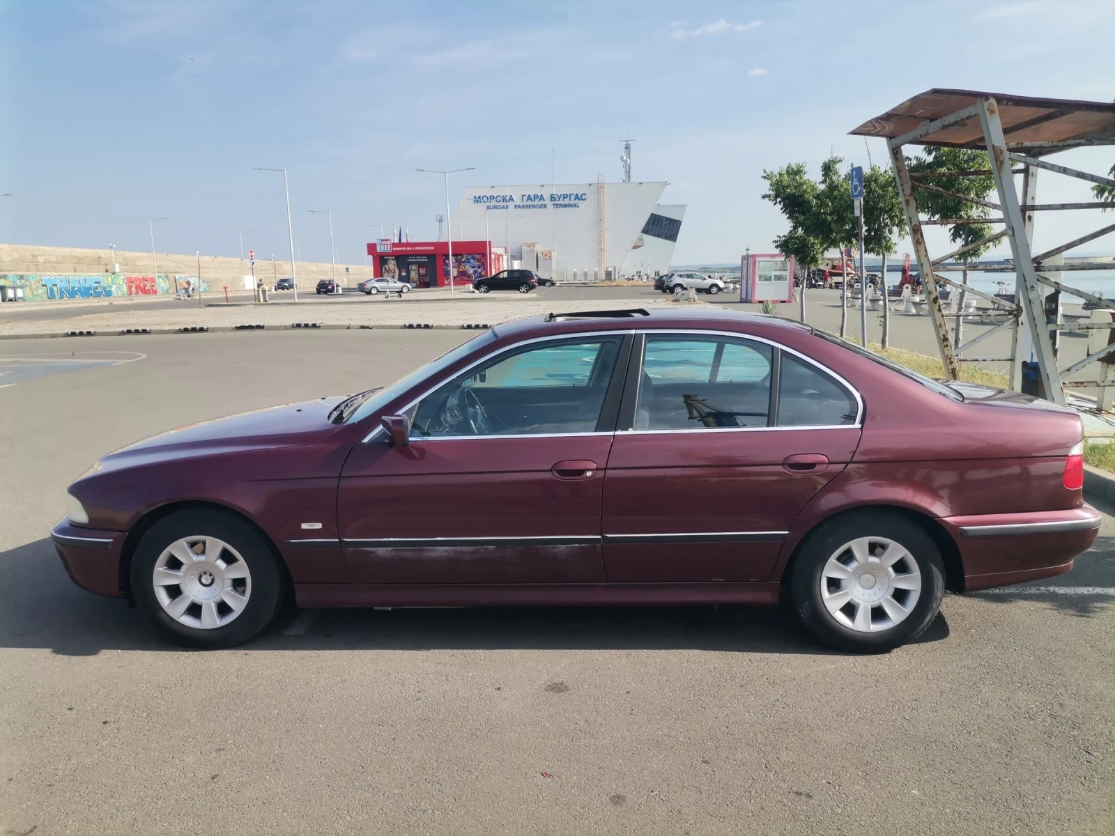 BMW 523 2.5 170 - изображение 4