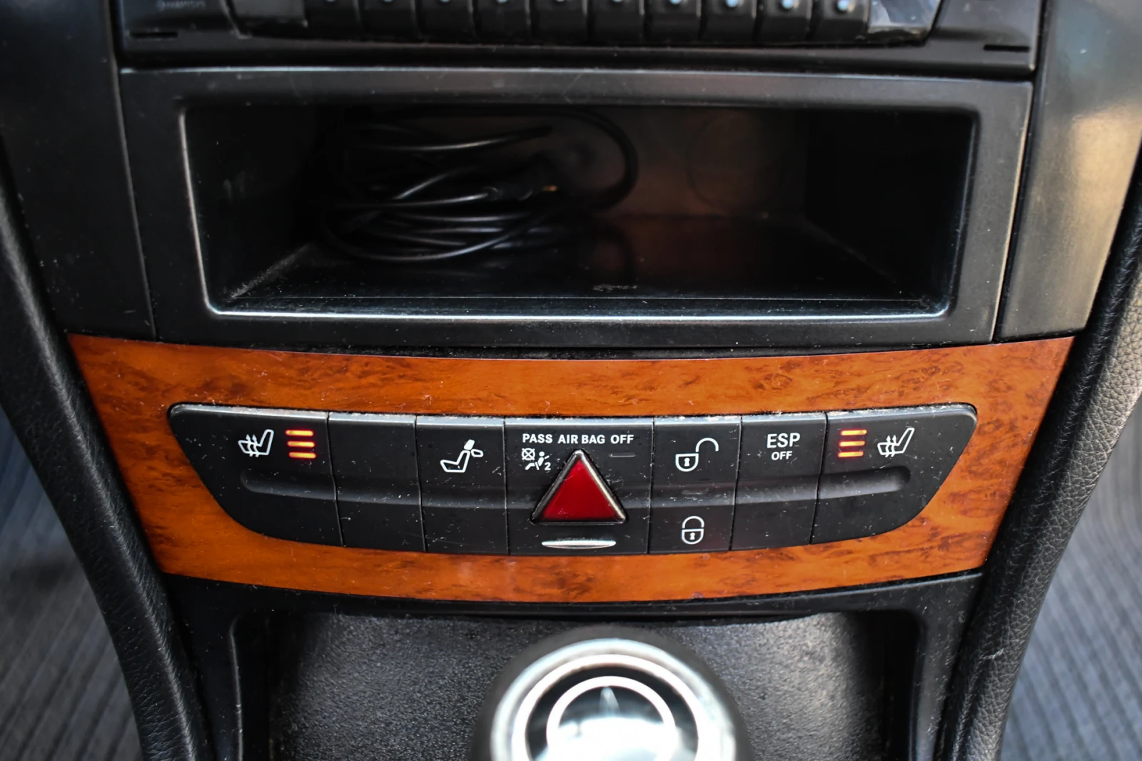 Mercedes-Benz E 200 NGT . | Mobile.bg   15