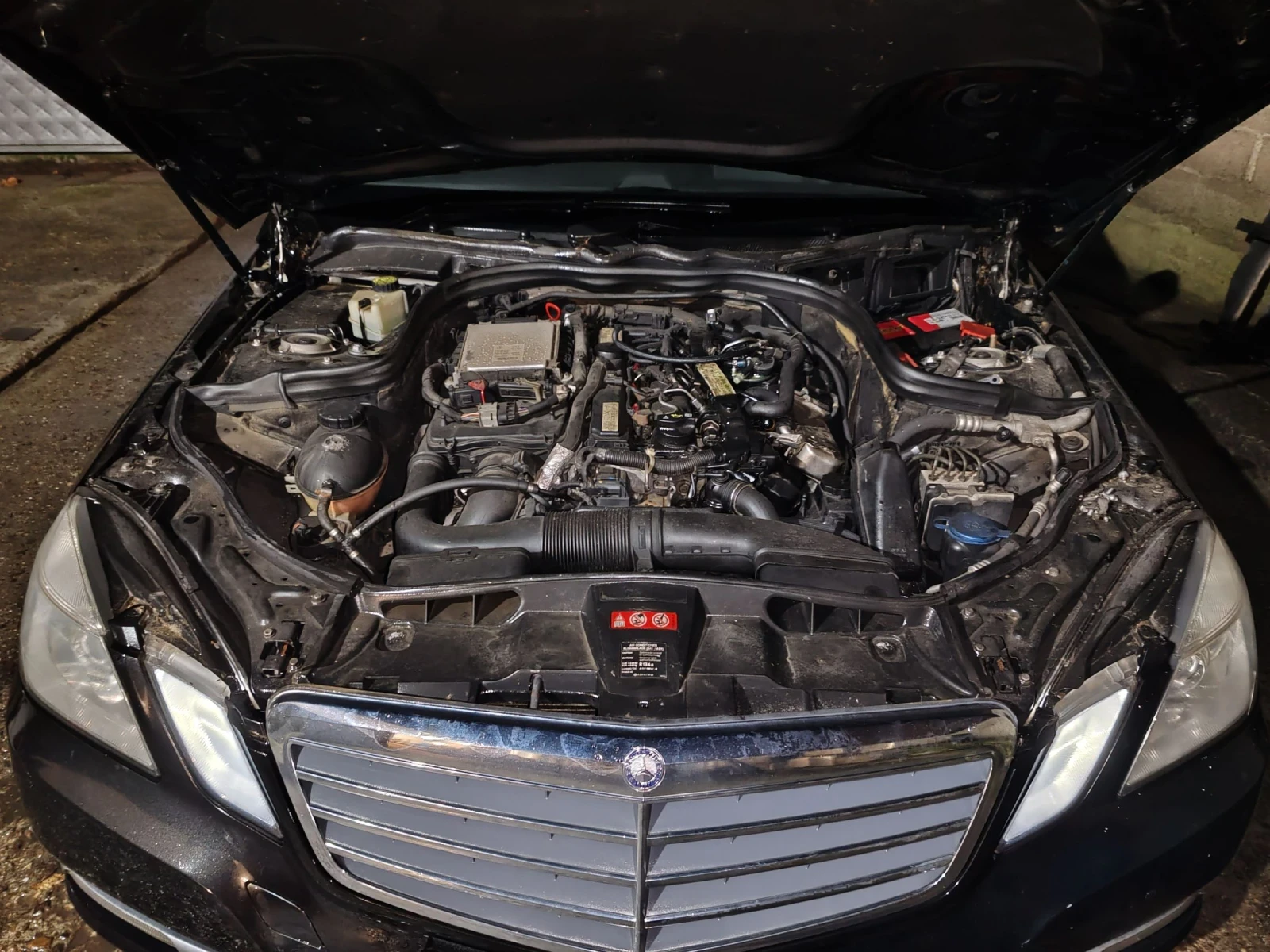 Mercedes-Benz E 220  - изображение 7