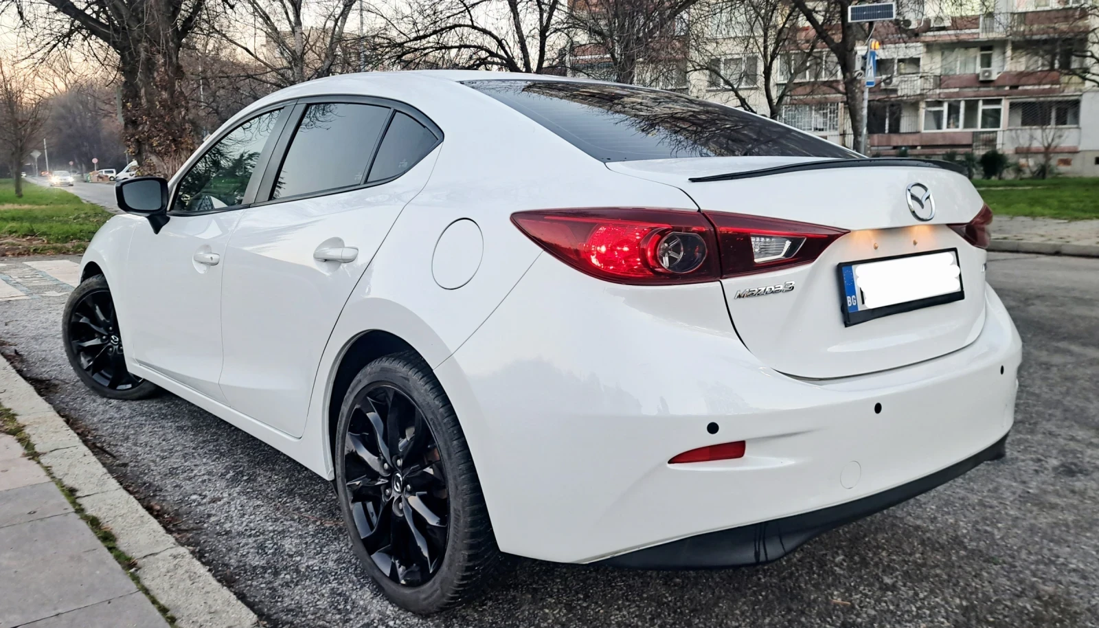 Mazda 3 (BM) 2.0 SkyActiv-G (120 кс) - изображение 4