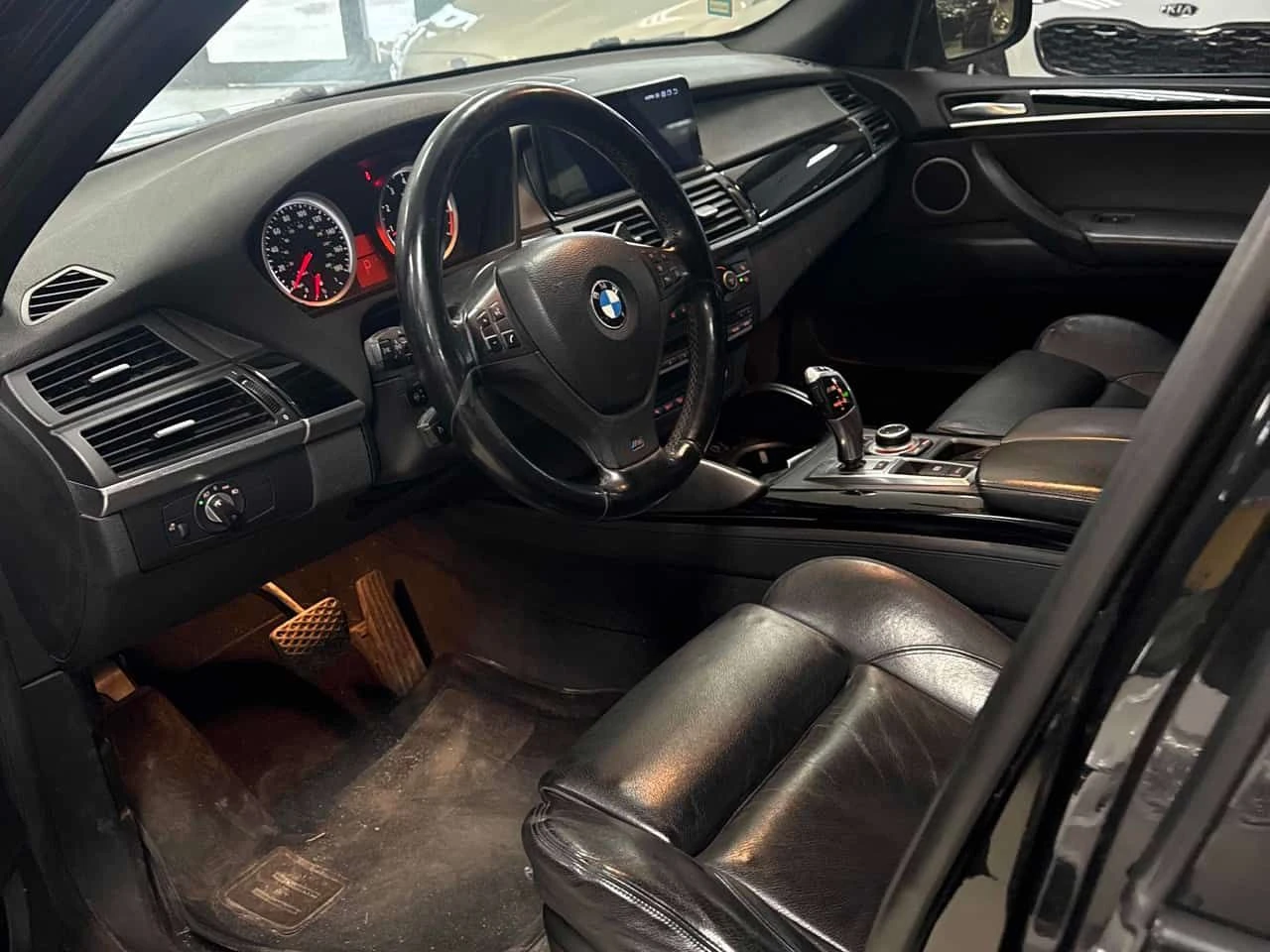 BMW X5M * AWD 4DR * ПОДГРЕВ * КЛИП НА МОТОРА, снимка 7 - Автомобили и джипове - 53994300