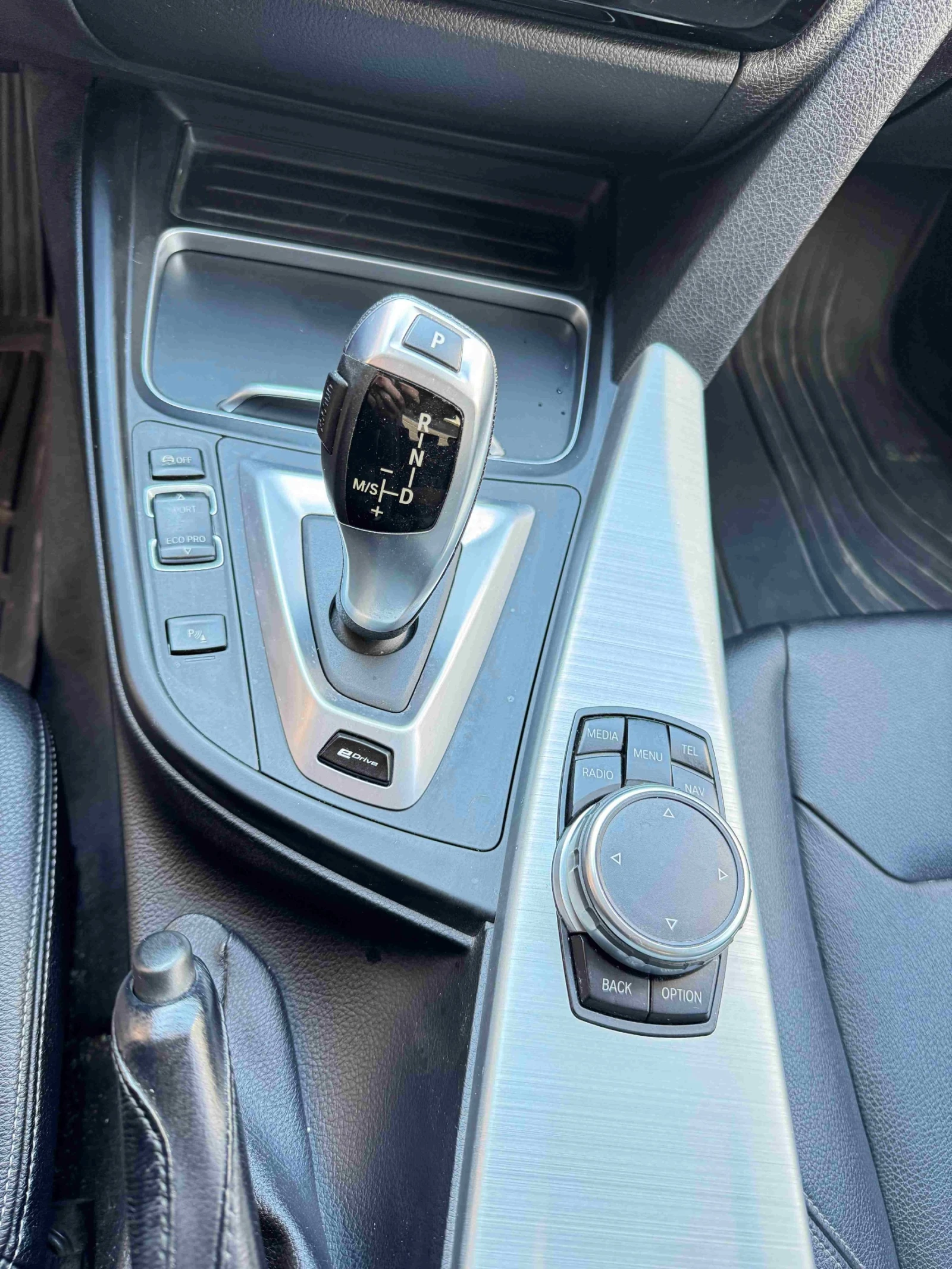 BMW 330 330E Head-Up Facelift, снимка 7 - Автомобили и джипове - 54181004