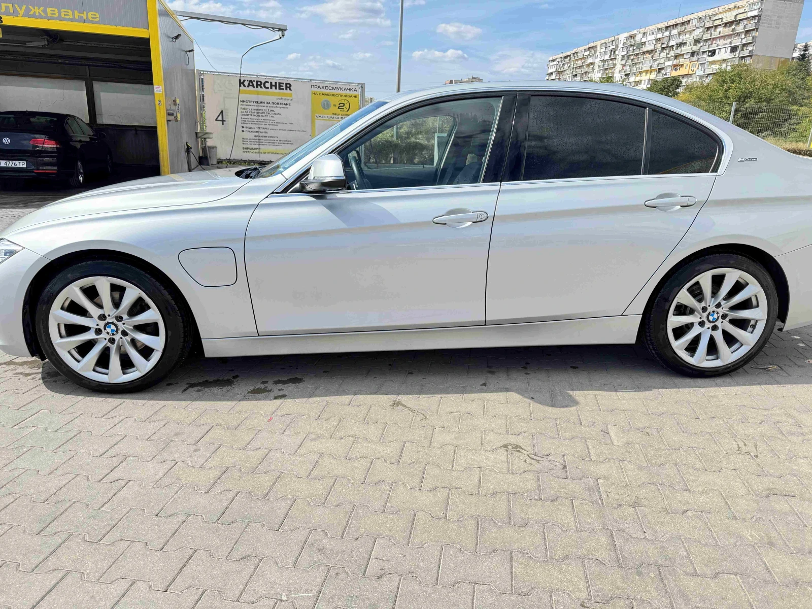 BMW 330 330E Head-Up Facelift, снимка 2 - Автомобили и джипове - 54181004