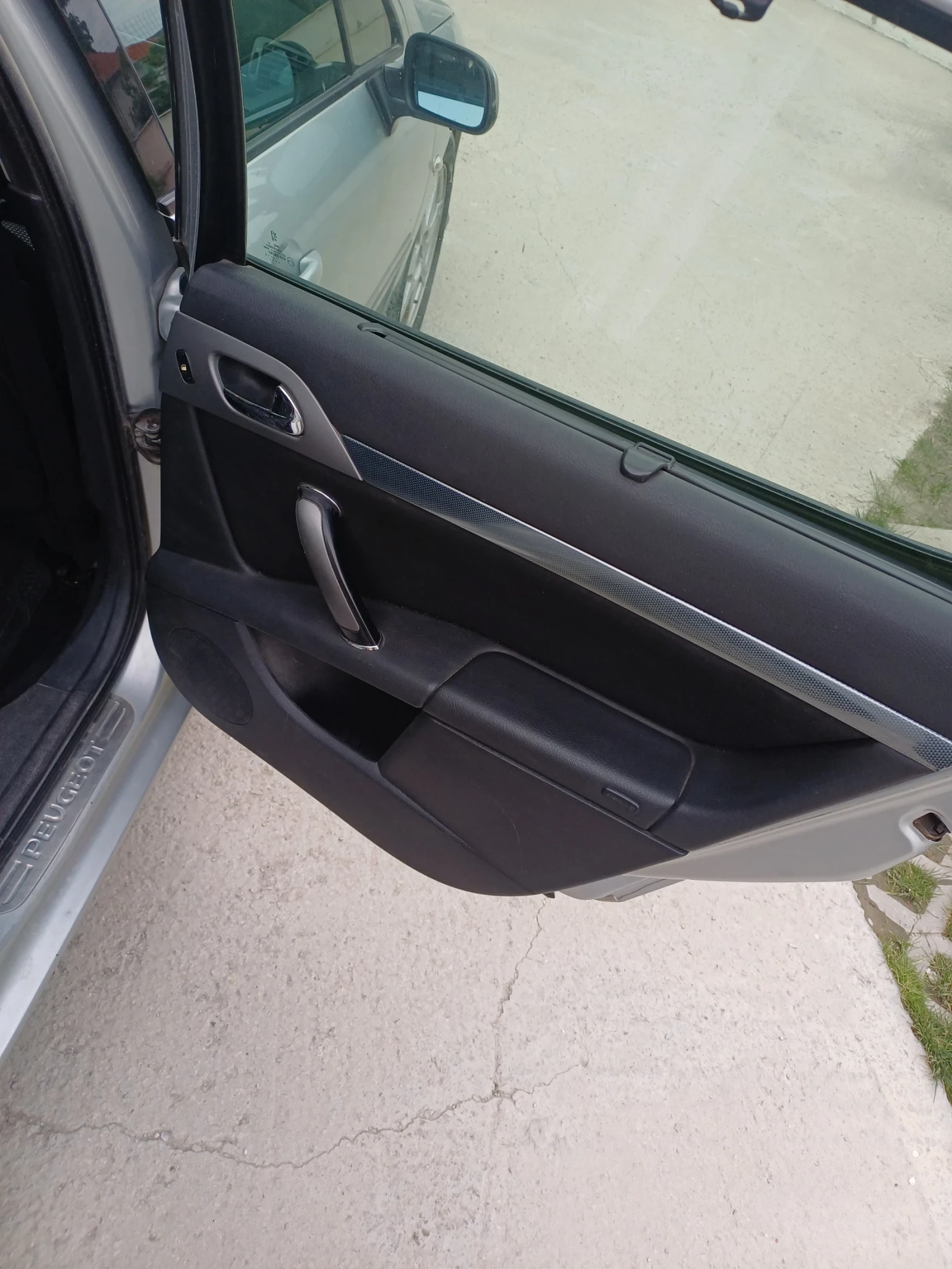 Peugeot 407, снимка 12 - Автомобили и джипове - 54672143