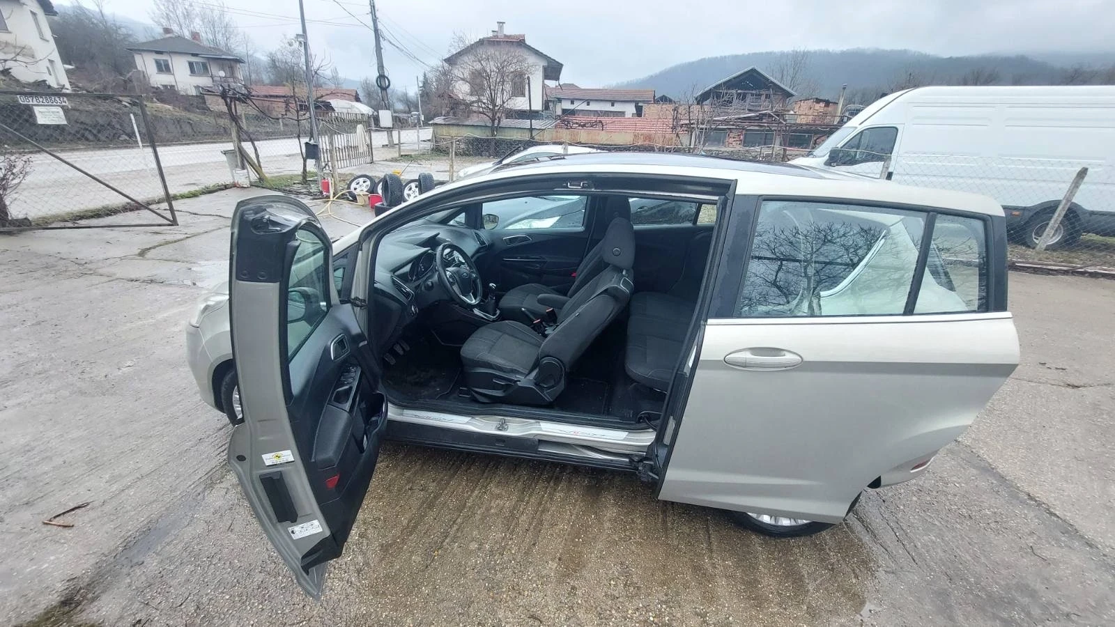 Ford B-Max 1.6D, снимка 16 - Автомобили и джипове - 54732272