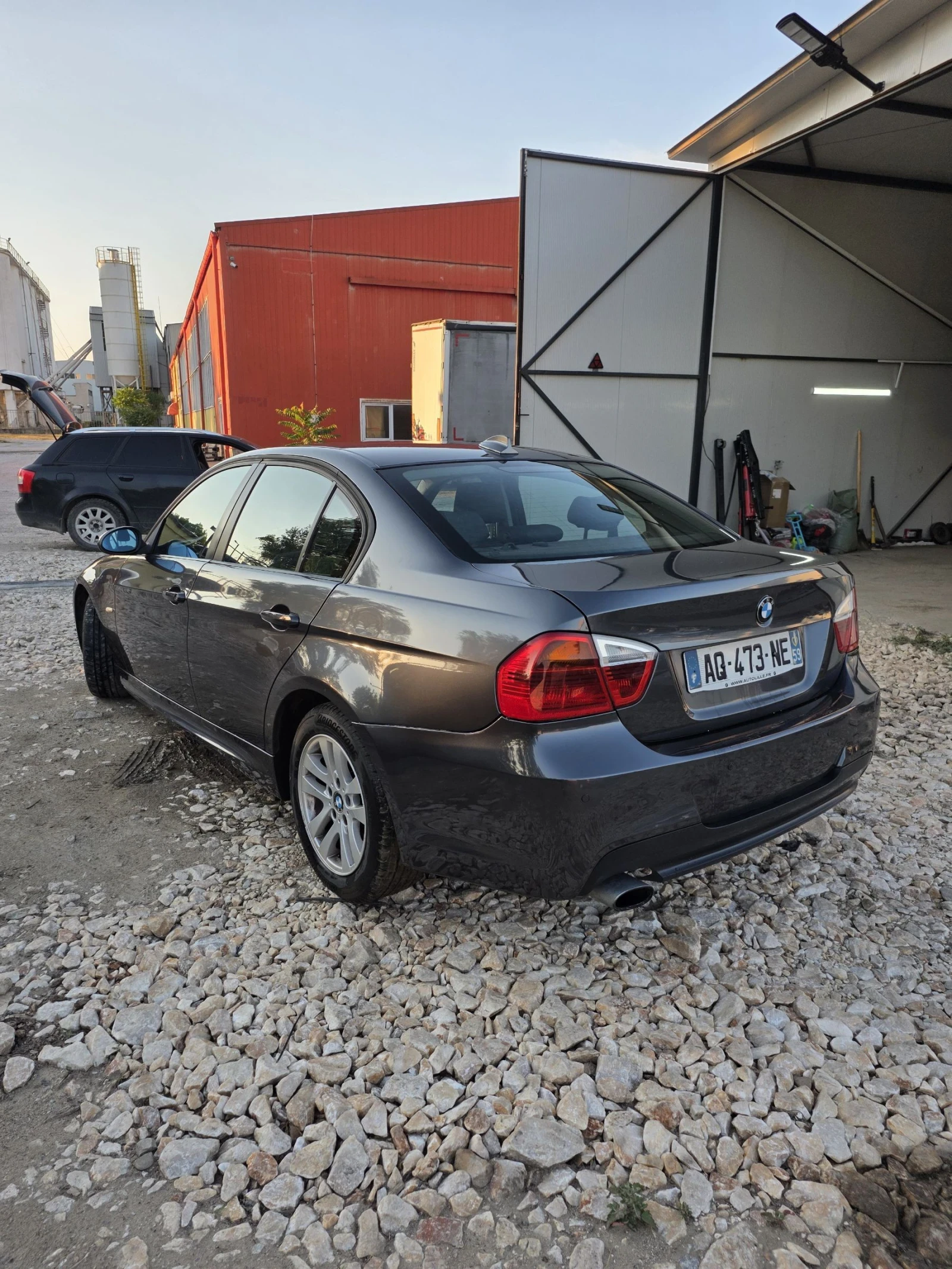 BMW 320 2.0 M-Пакет LUXE, снимка 5 - Автомобили и джипове - 54839388