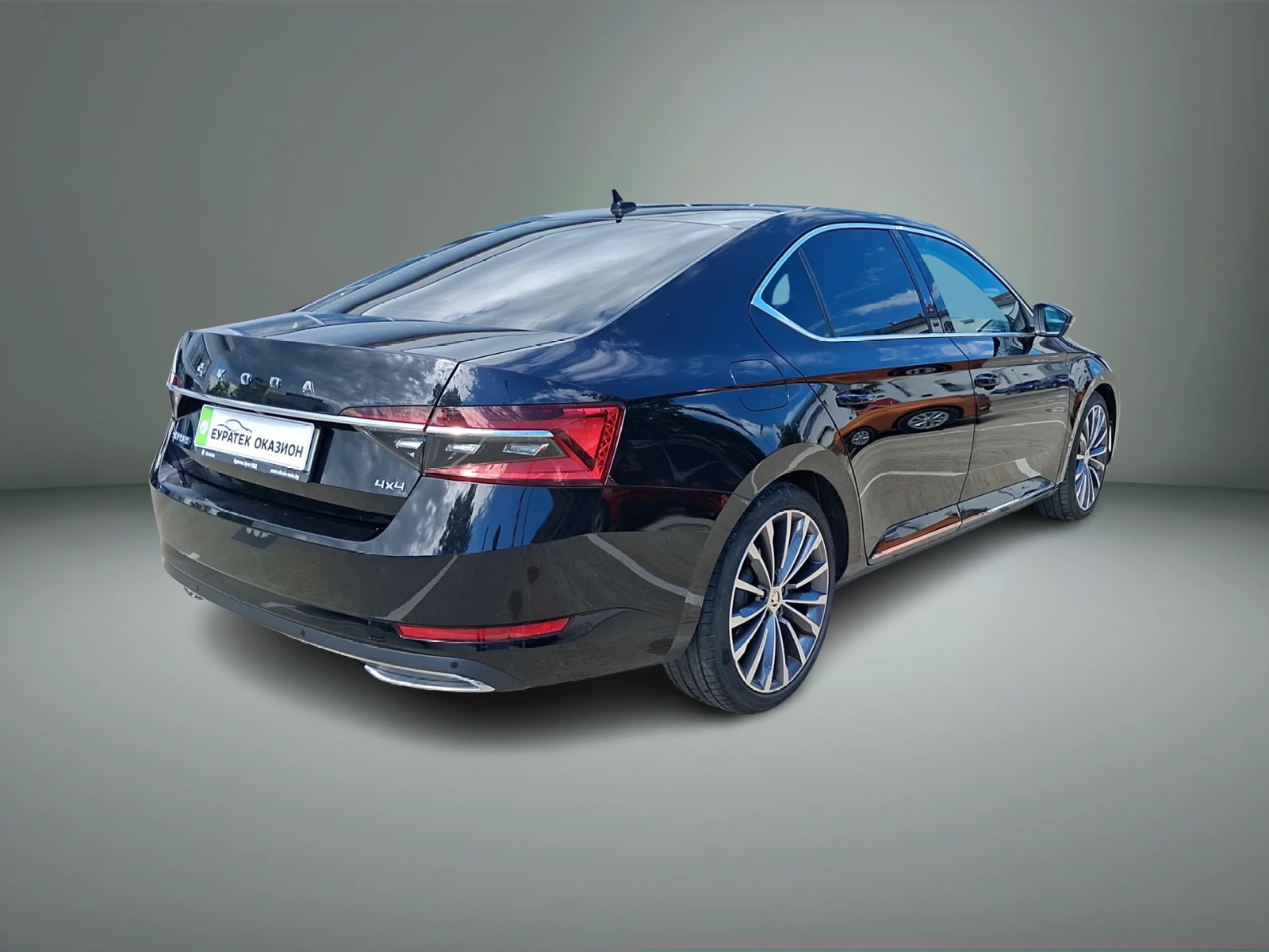 Skoda Superb L&K 2, 0TDI, 200 к.с., 7DSG, 4x4, снимка 5 - Автомобили и джипове - 54972337