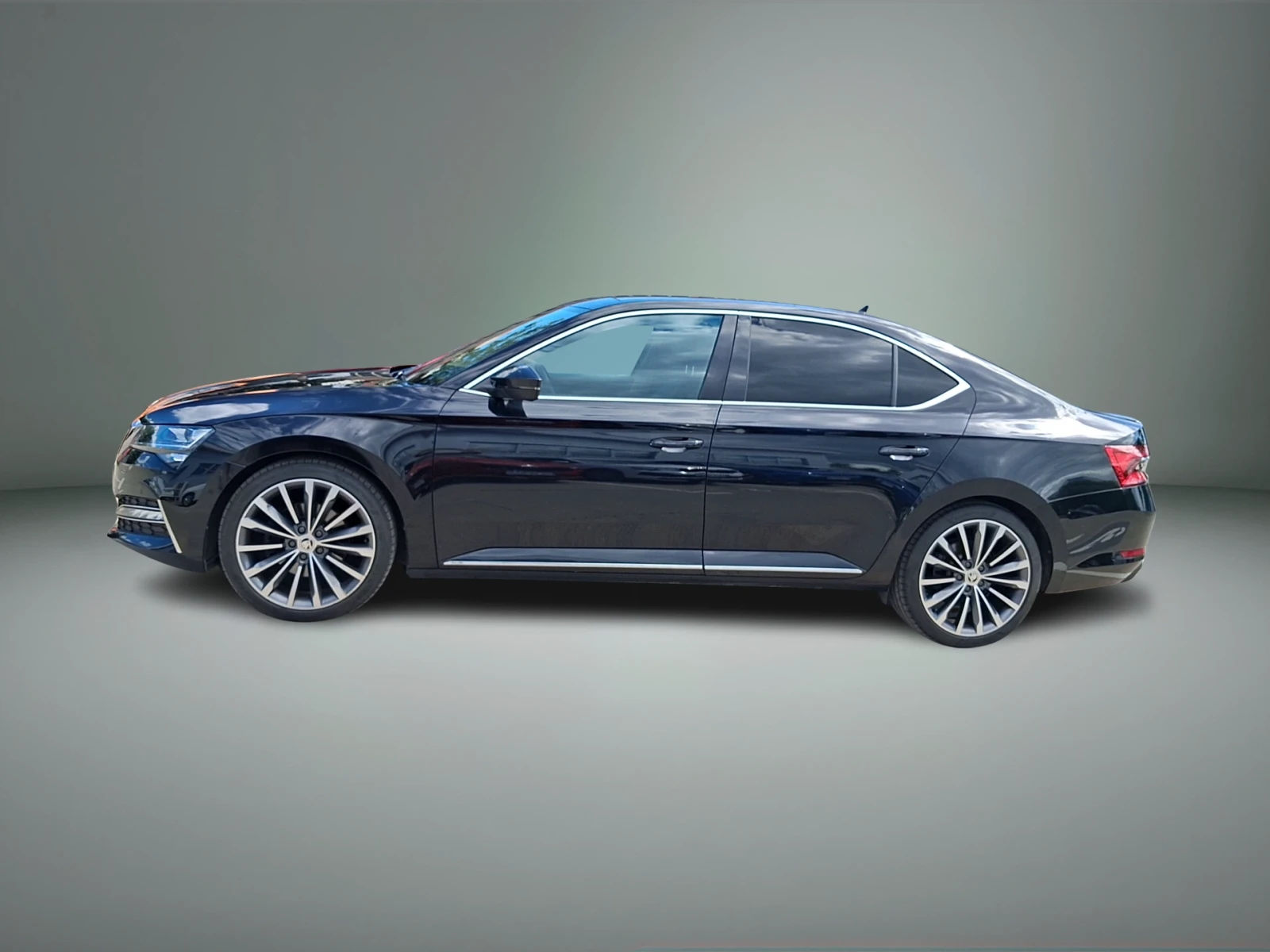 Skoda Superb L&K 2, 0TDI, 200 к.с., 7DSG, 4x4, снимка 2 - Автомобили и джипове - 54972337