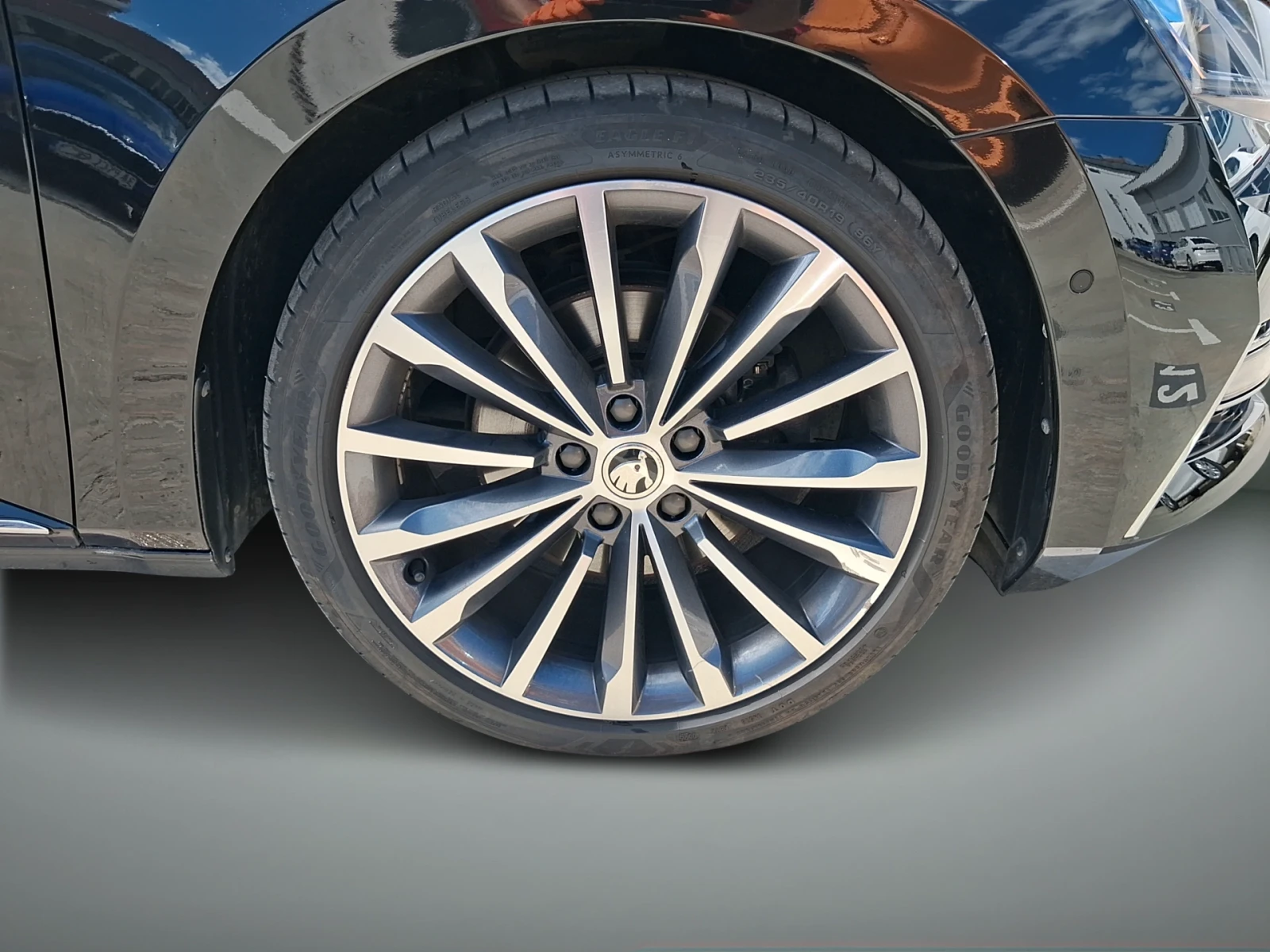 Skoda Superb L&K 2, 0TDI, 200 к.с., 7DSG, 4x4, снимка 7 - Автомобили и джипове - 54972337