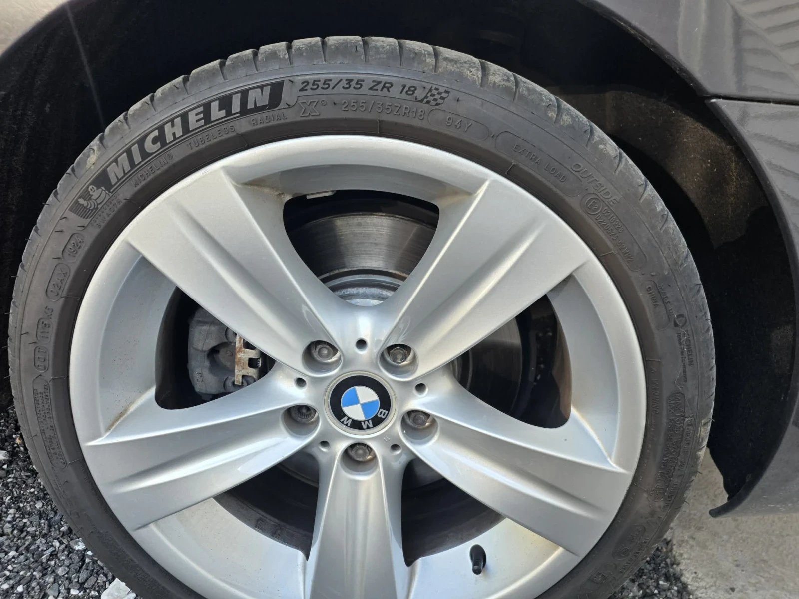 BMW 330, снимка 14 - Автомобили и джипове - 55071467