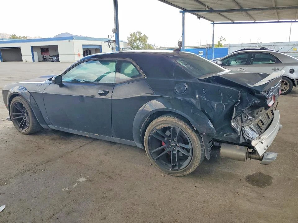 Dodge Challenger 6.4 SRT* Клип на двигателя, снимка 3 - Автомобили и джипове - 55626121