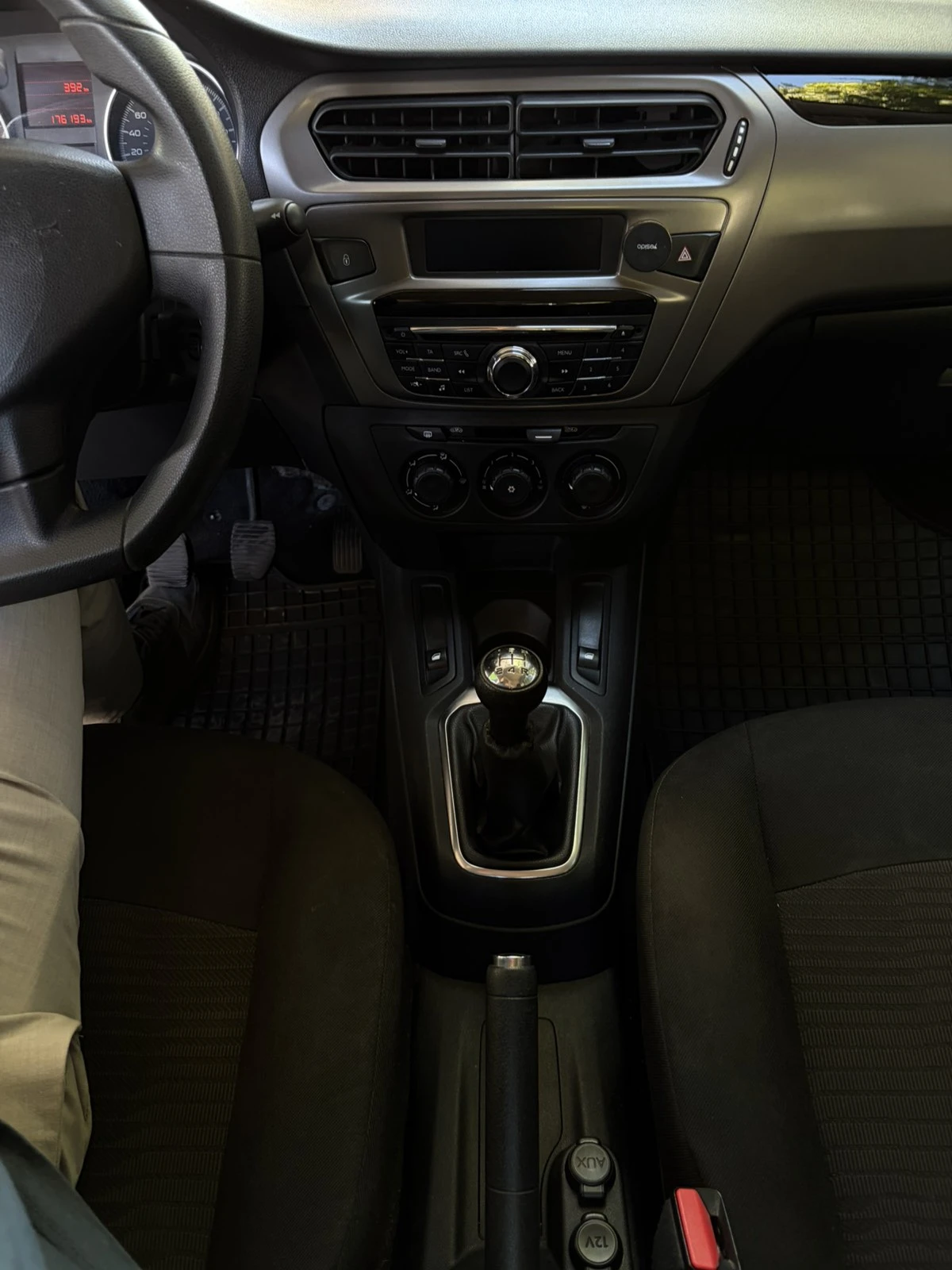 Peugeot 301 1.2, снимка 16 - Автомобили и джипове - 56279360
