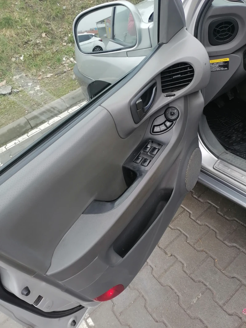 Hyundai Santa fe, снимка 5 - Автомобили и джипове - 49520523