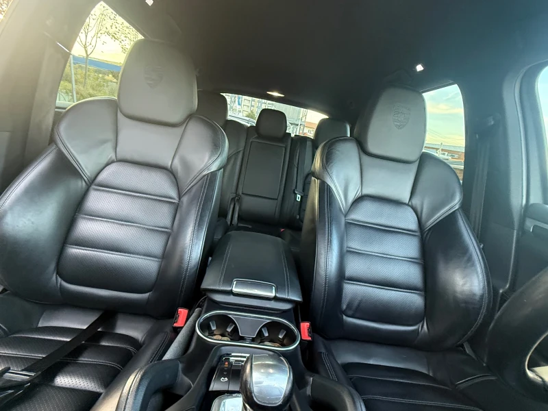 Porsche Cayenne, снимка 14 - Автомобили и джипове - 52327066