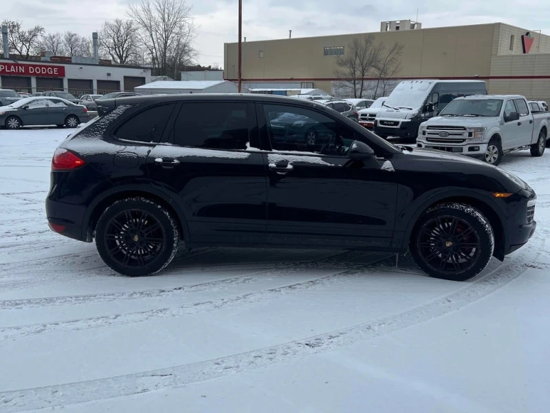 Porsche Cayenne * AWD 4dr * CARFAX * БЕЗ ПЪРВОНАЧАЛНА ВНОСКА, снимка 3 - Автомобили и джипове - 52700199