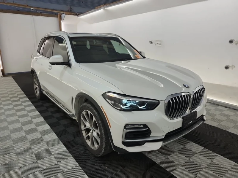BMW X5 xDrive40i * B58 * Панорама * CARFAX * , снимка 2 - Автомобили и джипове - 53411919