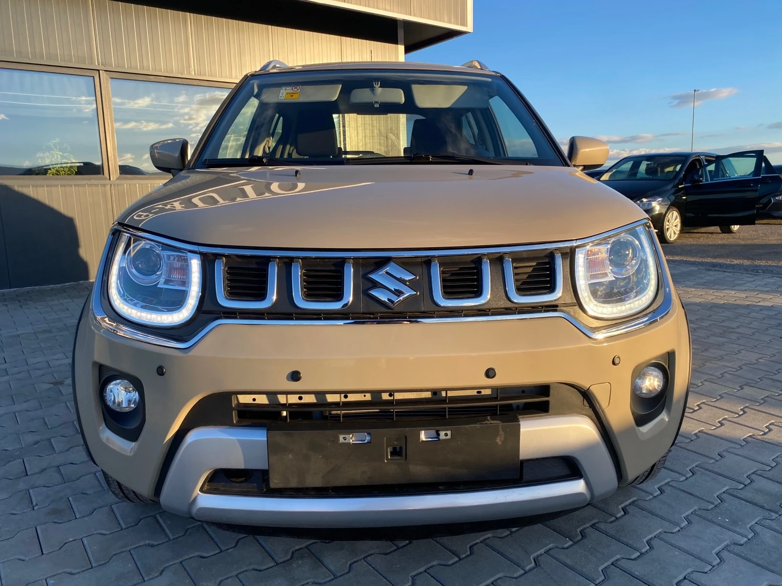 Suzuki Ignis 1.2 hibrid  - изображение 3