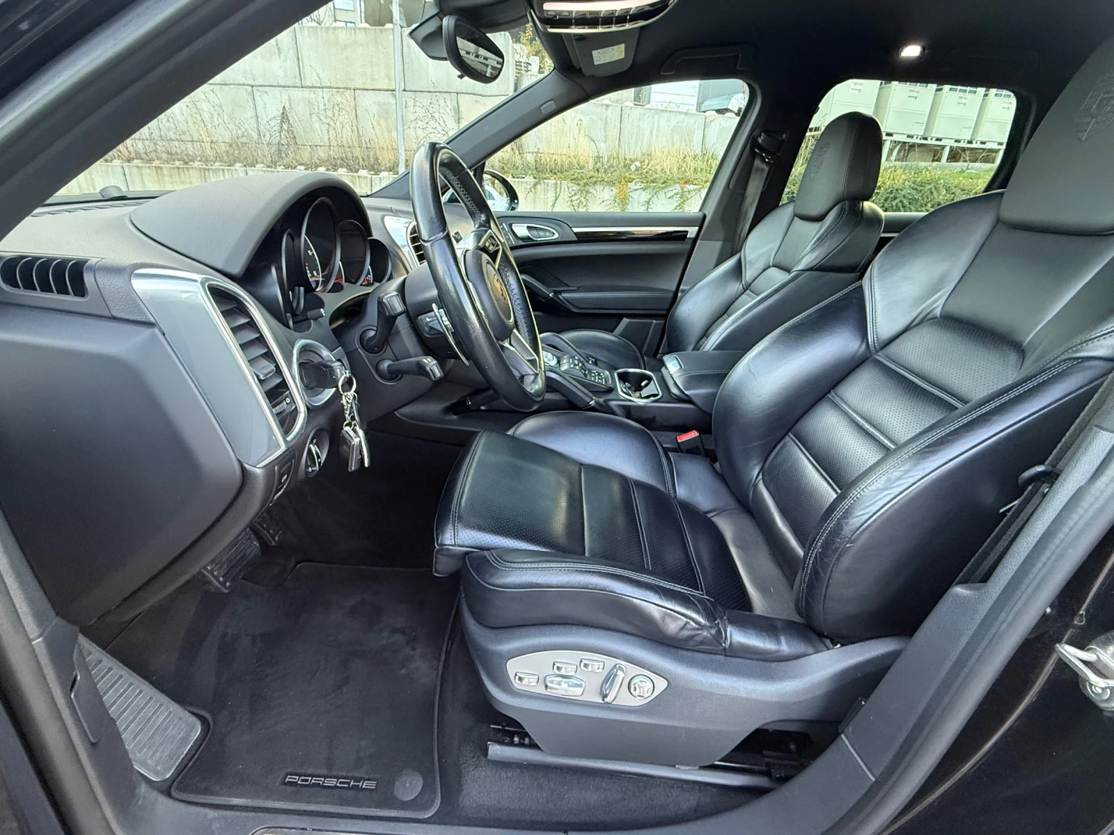 Porsche Cayenne  - изображение 8