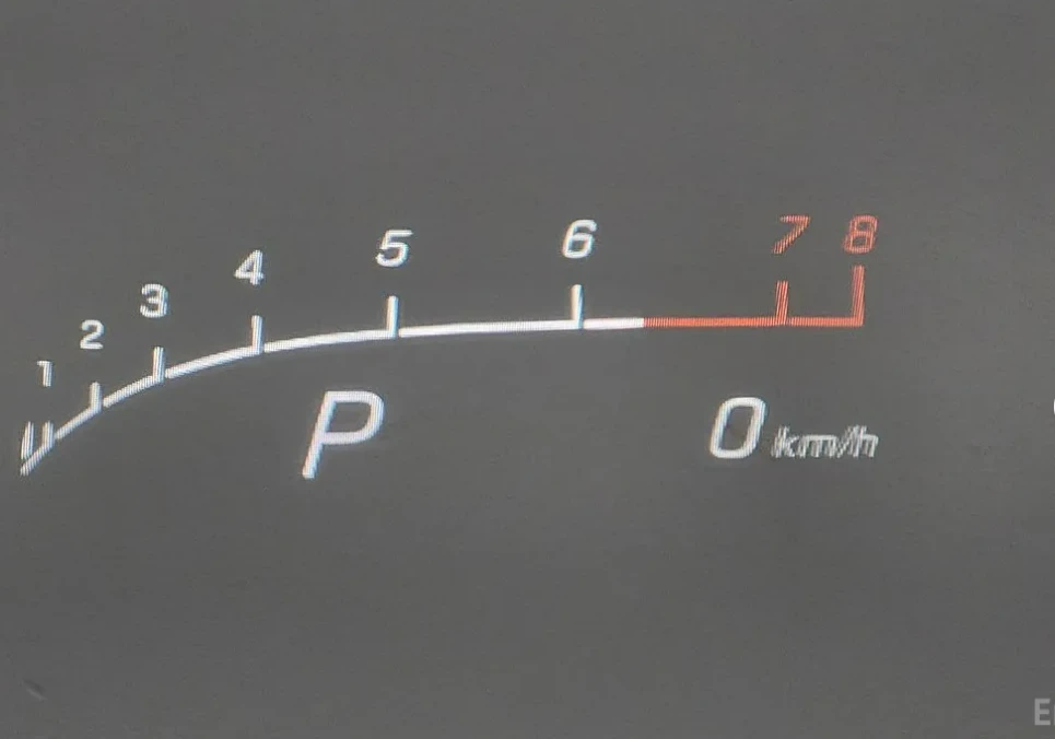 Mercedes-Benz GLC 43 AMG 4MATIC* BURMESTER* 360 CAM* PANORAMA* ОБДУХВАНЕ* , снимка 11 - Автомобили и джипове - 53800673