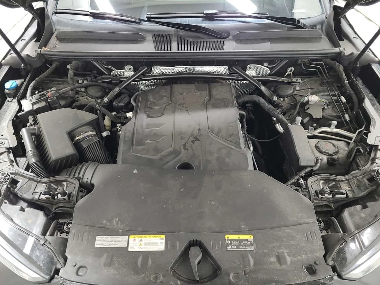 Audi Q5 2.0 TFSI QUATTRO| 360 КАМЕРИ| HUD| CARFAX , снимка 9 - Автомобили и джипове - 53894877