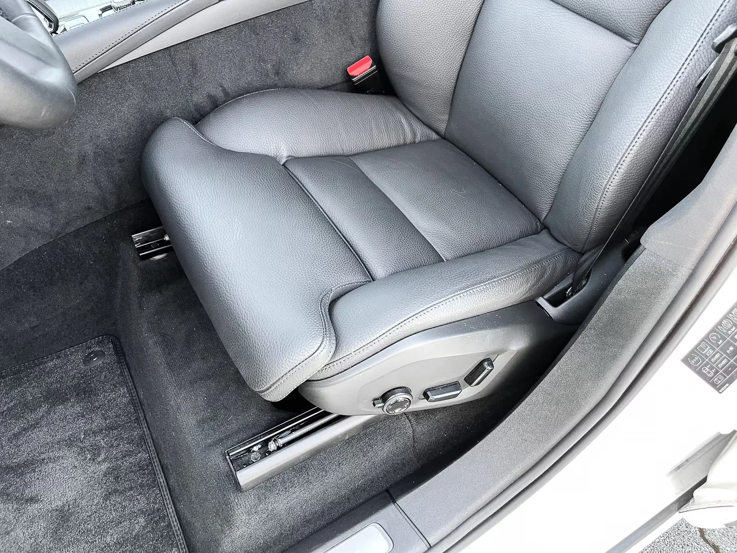 Volvo Xc90 T8/455HP/4X4/RECHARGEPLUS/LED/CAM/ACC/H&K/273z, снимка 11 - Автомобили и джипове - 54111944