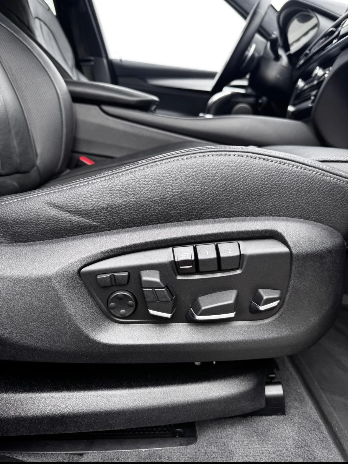 BMW X6 M50 D, снимка 11 - Автомобили и джипове - 54186664