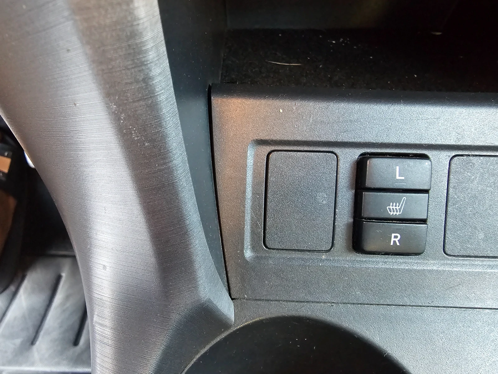 Toyota Rav4 2.2d4d...136k.c, снимка 11 - Автомобили и джипове - 55729423