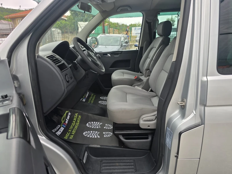 VW Caravelle 2.0TDI 140K.C. 4X4  9 МЕСТЕН / 6 СКОРОСТИ / КЛИМА , снимка 8 - Бусове и автобуси - 51408394