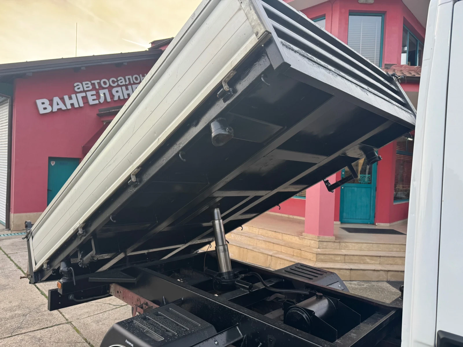 Iveco Daily 2.3HPT* 35C12*  *   | Mobile.bg   11