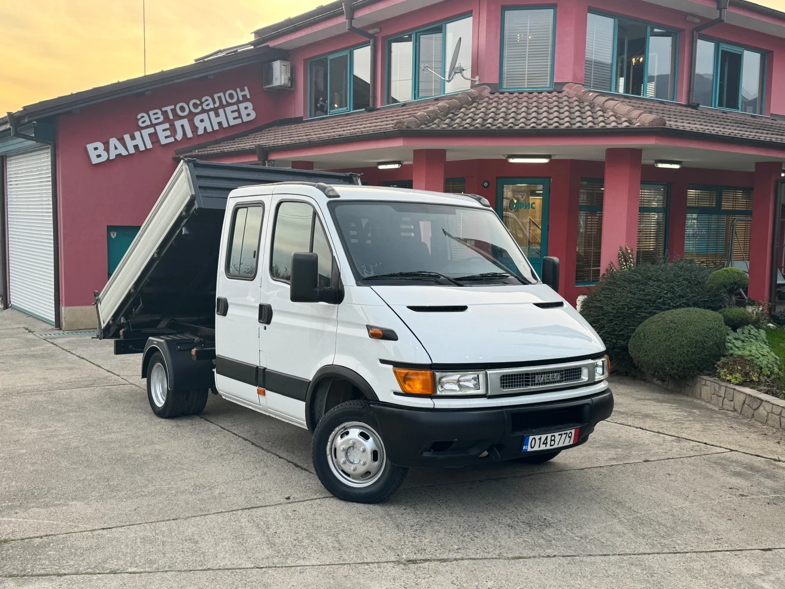 Iveco Daily 2.3HPT* 35C12*  *   | Mobile.bg   1