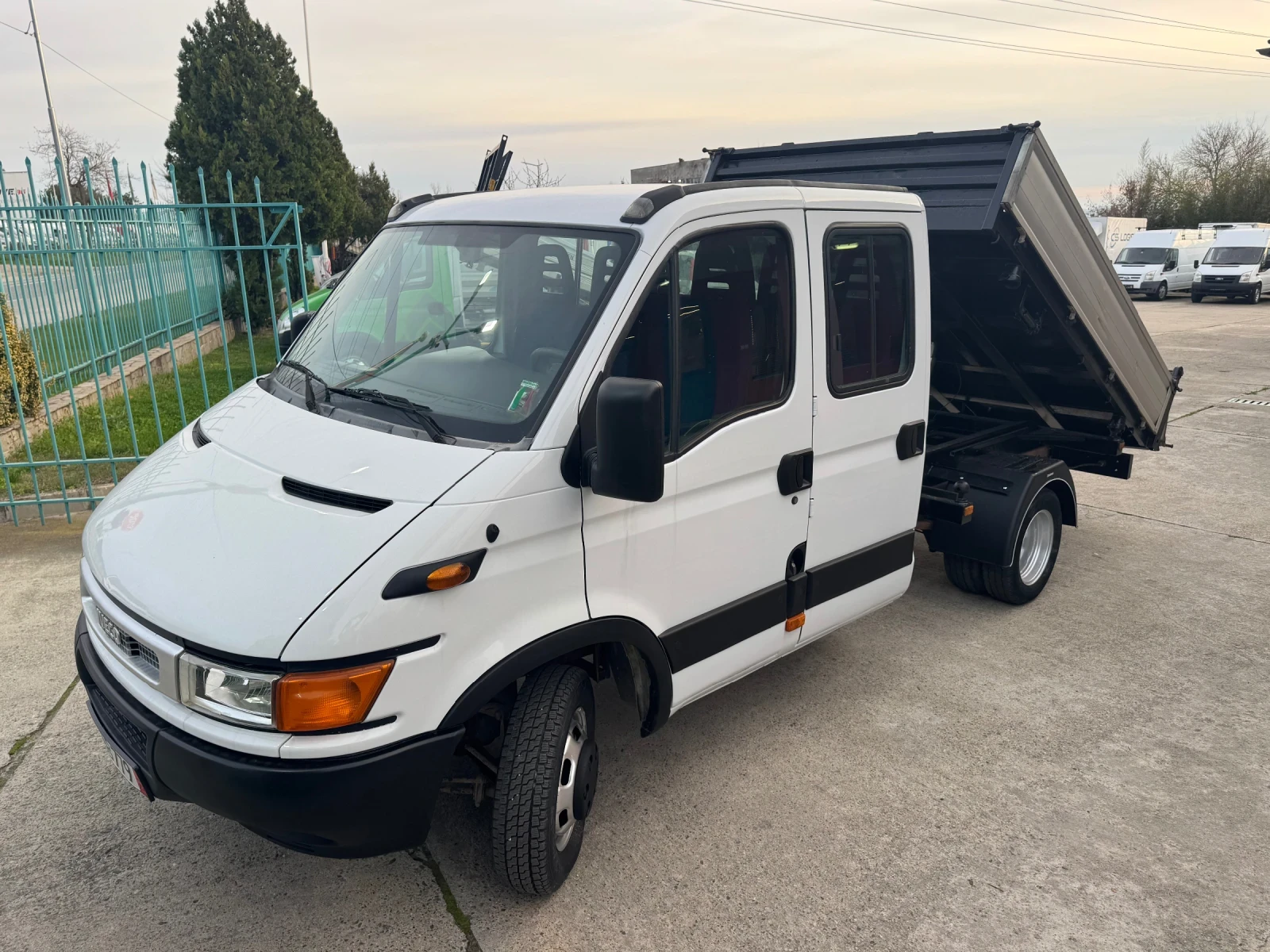 Iveco Daily 2.3HPT* 35C12* Тристранен самосвал* Механичен блок - изображение 4