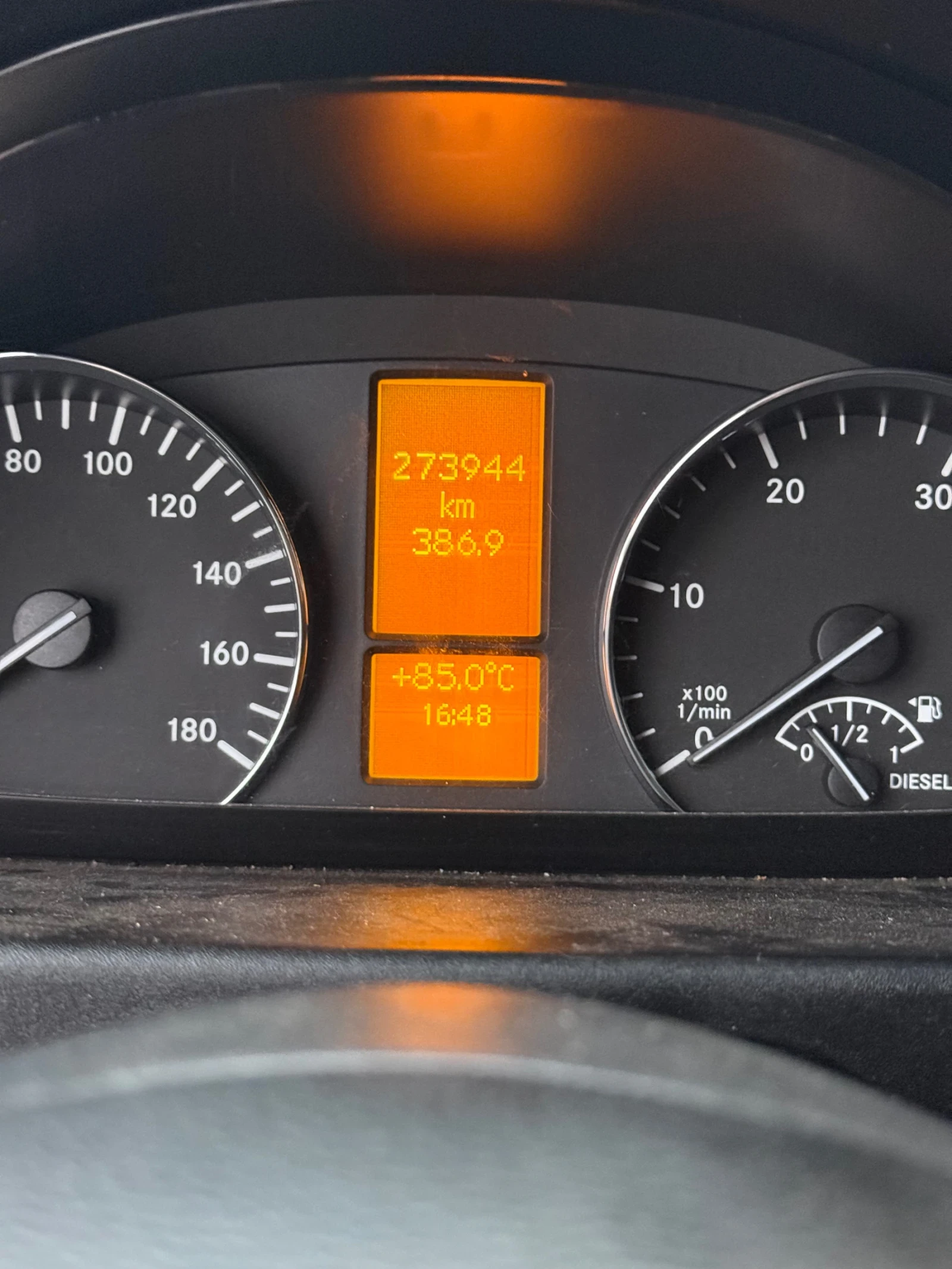 Mercedes-Benz Sprinter 319, снимка 12 - Бусове и автобуси - 53563141