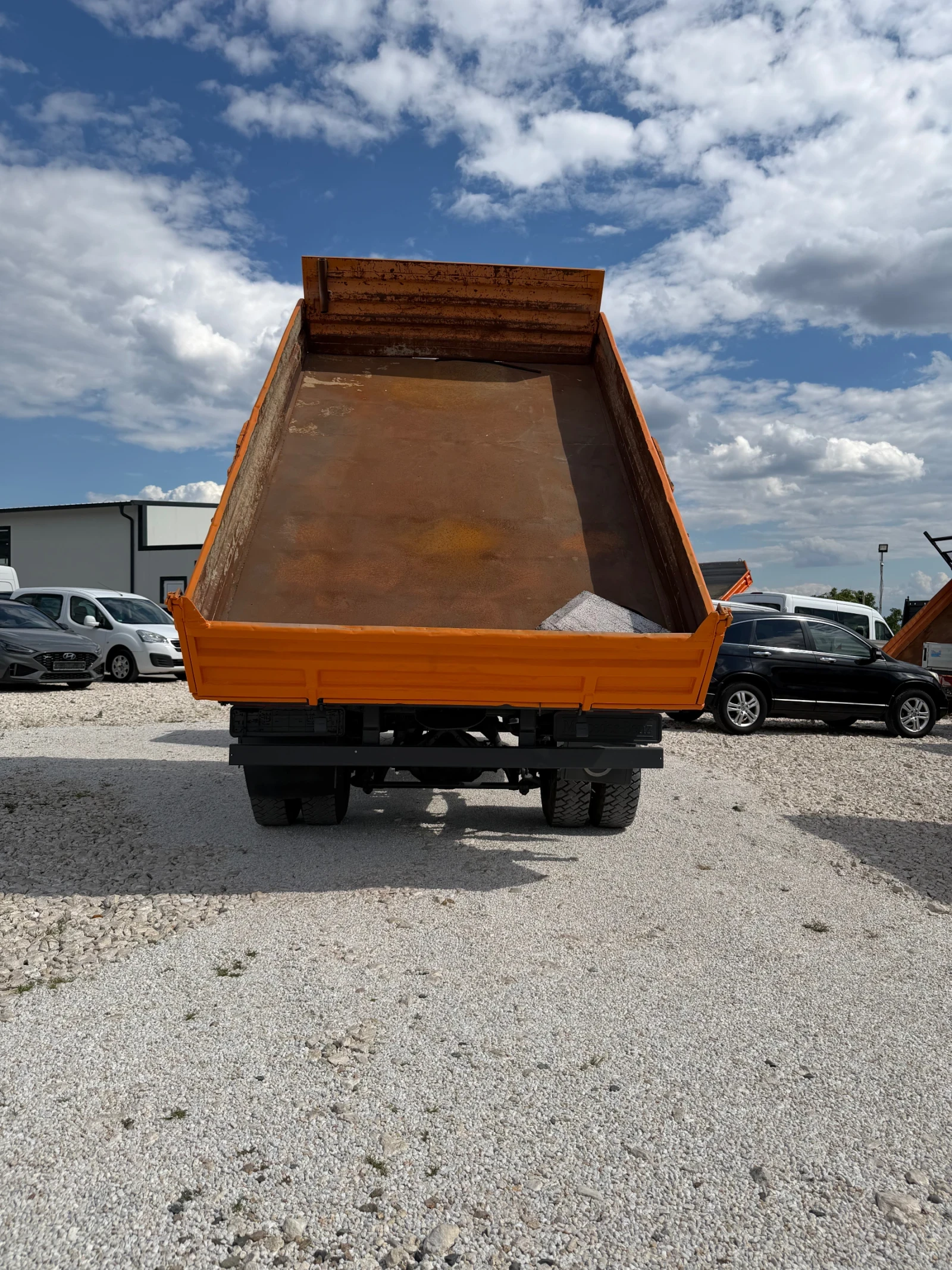 Mercedes-Benz 814 Изключително запазен!!!, снимка 6 - Камиони - 55200921