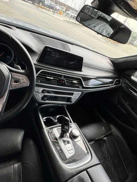 BMW 750 i xDrive/HUD/360/ОБДУХВАНЕ/DIS/ВТОРИ ГУМИ И ДЖАНТИ, снимка 12