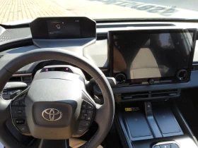 Toyota bZ4X FWD XLE, снимка 9