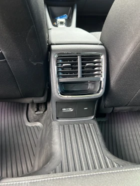 Skoda Octavia, снимка 8