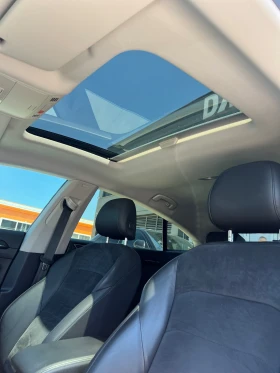 VW Arteon 2.0 TDI 150/РЕГИСТРИРАНА/НОВИ ГУМИ/ЛИЗИНГ | Auto.bg — изображение 17