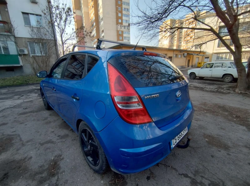 Hyundai I30 1.4i GAZ, снимка 4 - Автомобили и джипове - 48981891