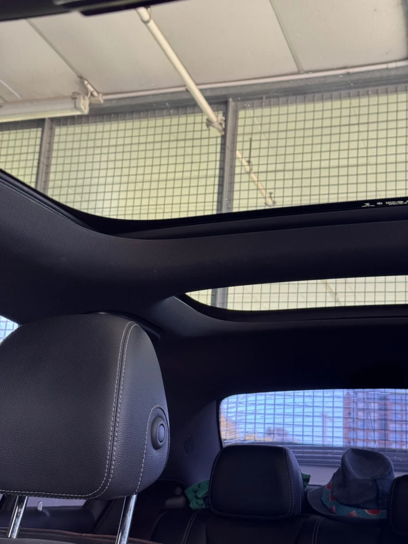 Mercedes-Benz E 220, снимка 7 - Автомобили и джипове - 51080355