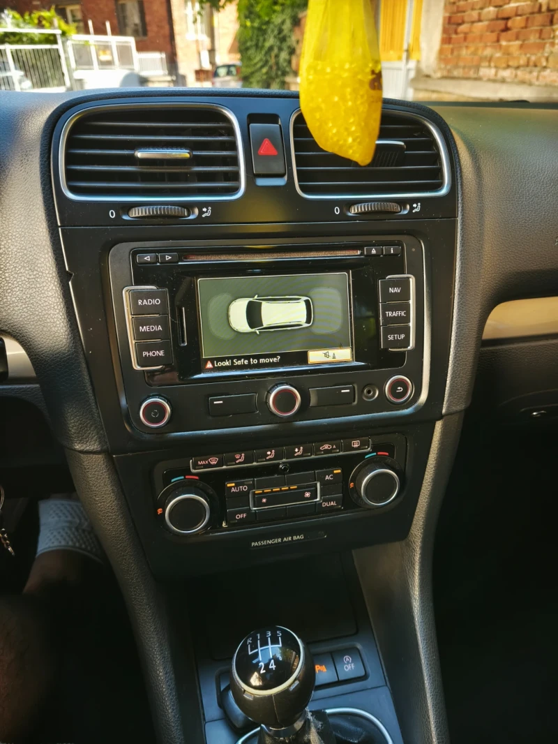 VW Golf Комби, снимка 2 - Автомобили и джипове - 52311545