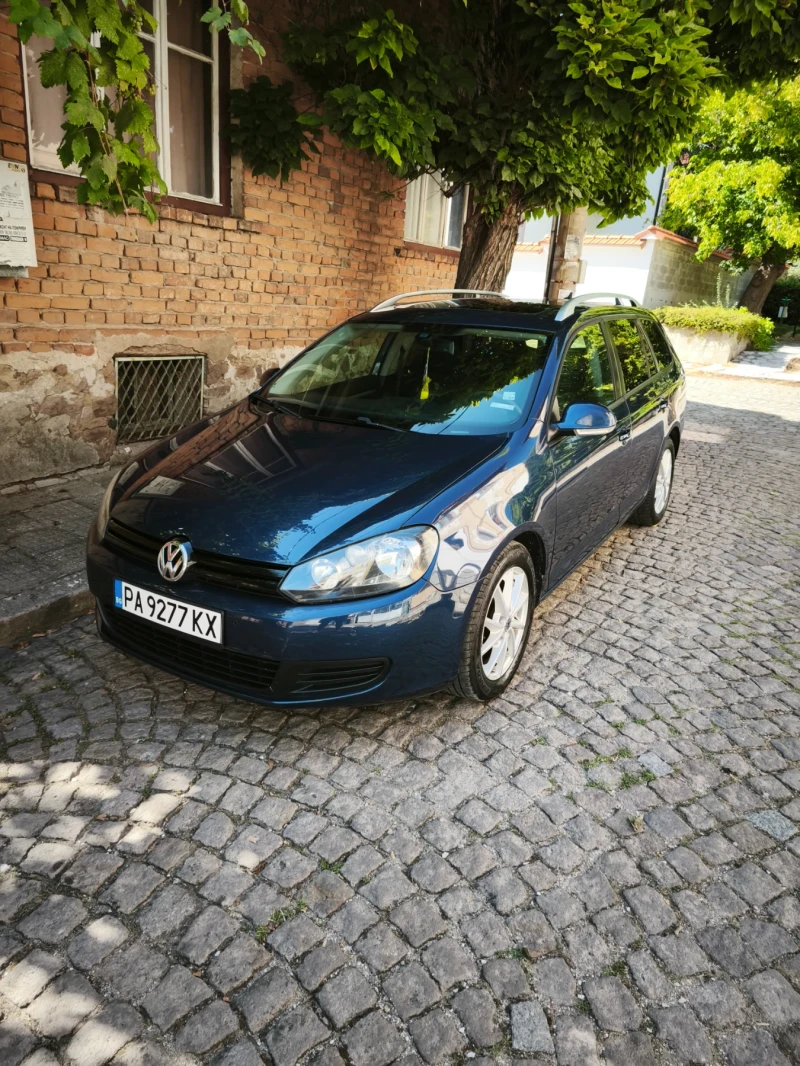 VW Golf Комби, снимка 6 - Автомобили и джипове - 52311545