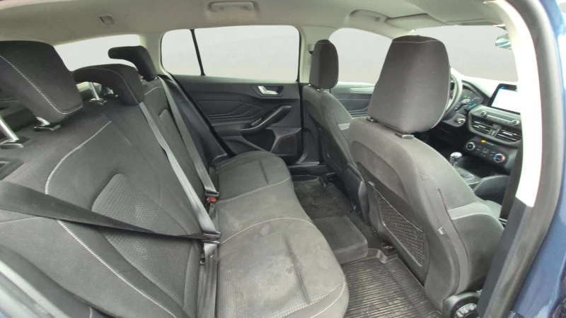 Ford Focus 1.0 EcoBoost, снимка 9 - Автомобили и джипове - 51884635