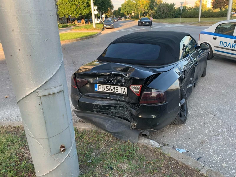 Audi A5 3.0 TDI, снимка 4 - Автомобили и джипове - 52165088