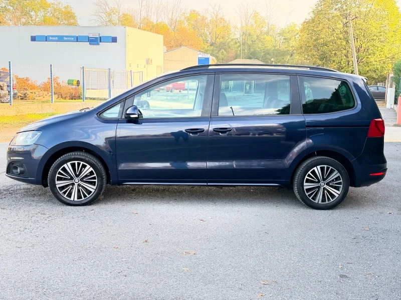 VW Sharan 2.0TDI/TOP/ОБСЛУЖЕНА/ВЪЗМОЖЕН ЛИЗИНГ, снимка 4 - Автомобили и джипове - 52427285