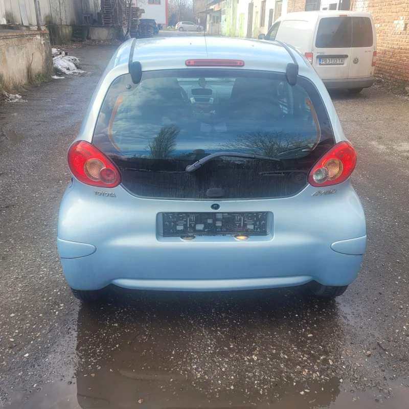 Toyota Aygo 1.0i/68k.c, снимка 6 - Автомобили и джипове - 53248515