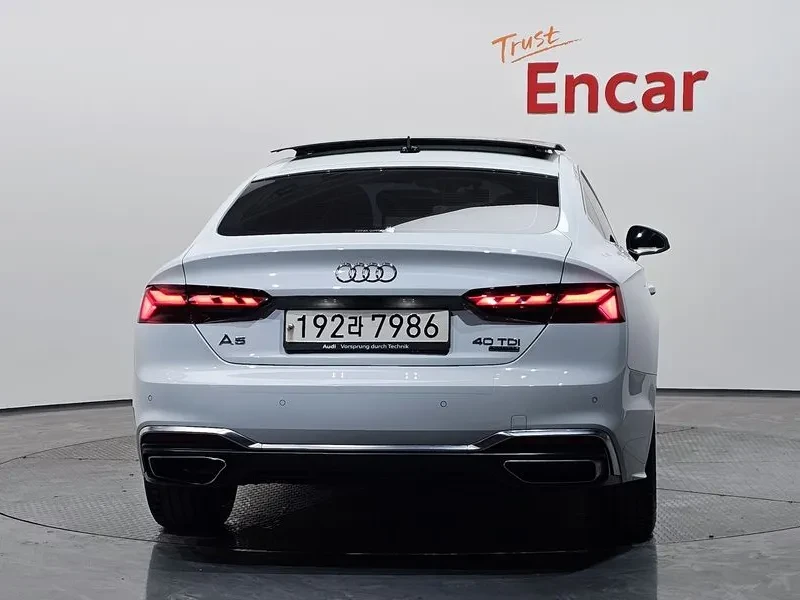 Audi A5 2.0 TDI Quattro, снимка 4 - Автомобили и джипове - 54145803