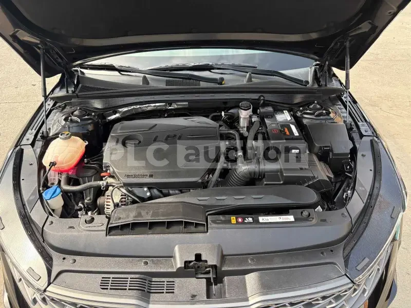 Kia K5, снимка 10 - Автомобили и джипове - 55012235