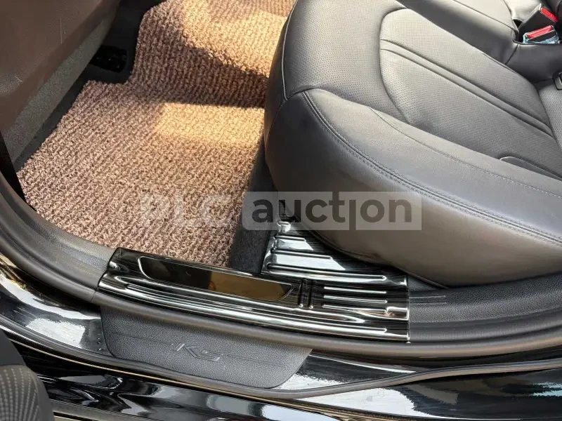 Kia K5, снимка 12 - Автомобили и джипове - 55012235