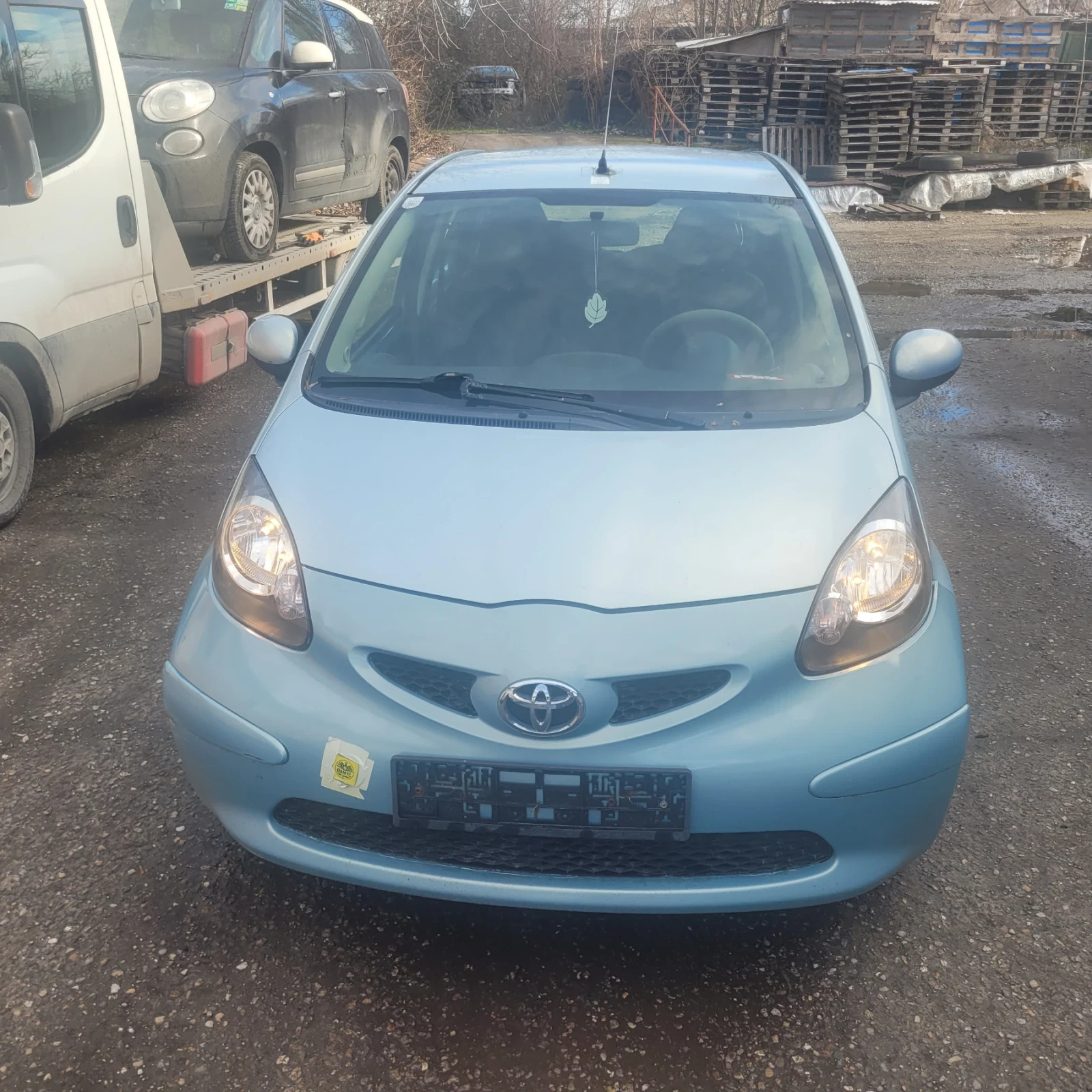 Toyota Aygo 1.0i/68k.c, снимка 1