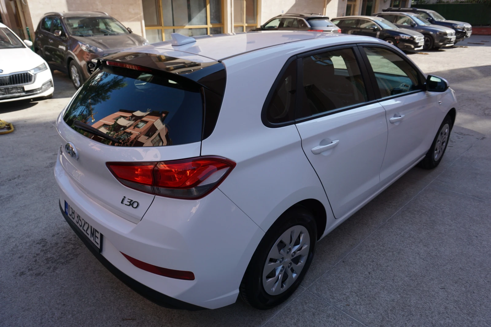 Hyundai I30 1.5 DPI Гаранция - изображение 7